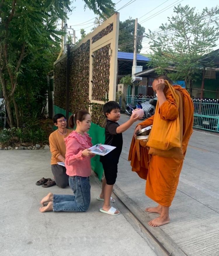 Baansuanklaiklungbangkrachao บ้านสวนใกล้กรุงบางกะเจ้า Phra Pradaeng Exteriör bild